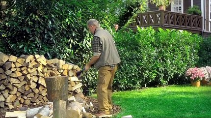 Fiskars - outils de jardinage, "Les voisins, la hache" - septembre 2011