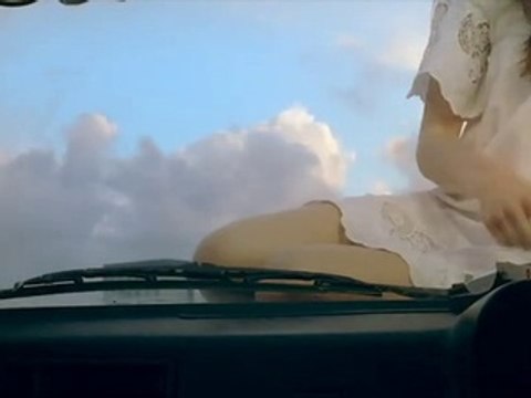 French Connection - vêtements et accessoires Collection printemps-été 2011 - février 2011 - You are a woman , Woman car