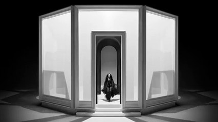 Givenchy - parfum, "Dahlia Noir" - septembre 2011