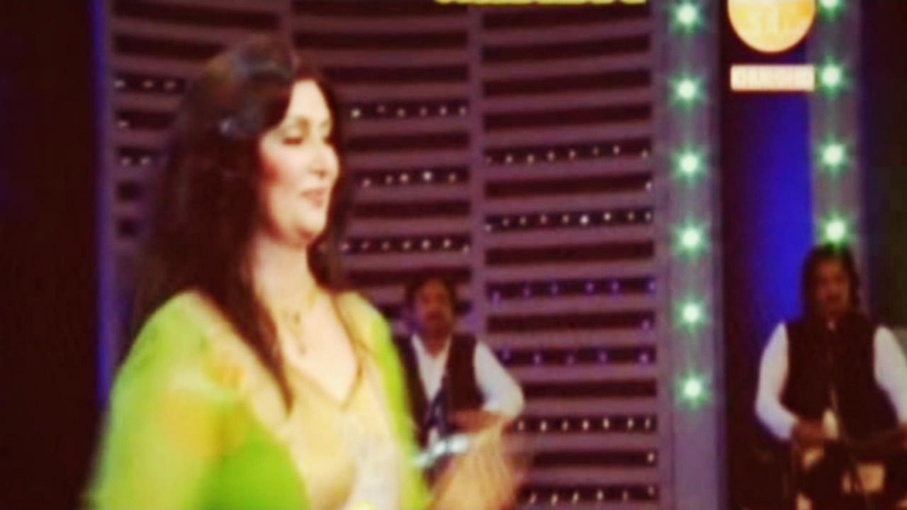Naghma - Zaar Zaar