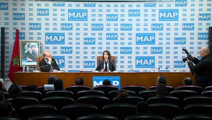 نبيلة منيب: الحكومة لا تقوم بتفعيل الجوانب الإيجابية لدستور 2011 _مقطع 2