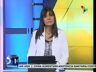 Francois Hollande rinde homenaje a policías asesinados por extremistas