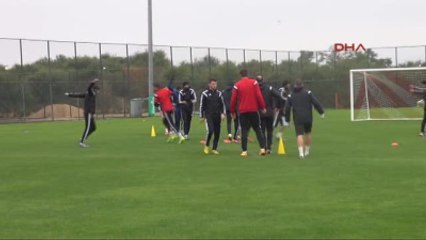 Sivasspor İkinci Yarı Hazırlıklarına Günde Çift Antremanla Sürdürüyor