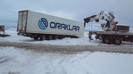 Afyonkarahisar-Antalya Karayolunda Ulaşımda Aksamlar Oldu