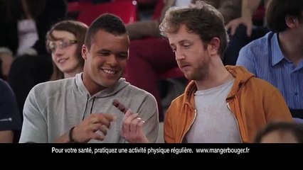 Kinder Bueno (Ferrero) - barre chocolatée, "La saga part en live, avec Jo-Wilfried Tsonga" - mai 2013 - teaser 3 dégustation