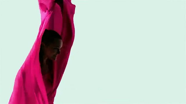 Issey Miyake (Beauté Prestige International BPI) - parfum Pleats Please - septembre 2012