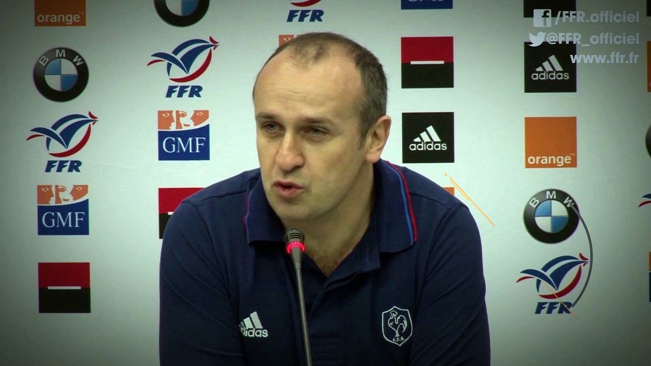 Havas Sports & Entertainment pour Orange - opérateur téléphonie, Internet, télévision, «Derrière les Bleus» - janvier 2014