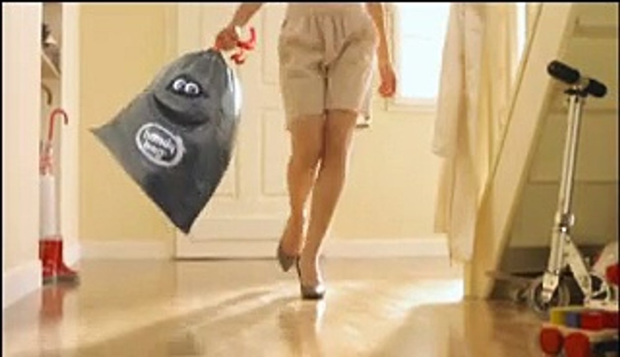 Handy Bag - sac poubelle Stop-Odeurs - juillet 2010 - "Handy Bag, il fallait y penser !", 10s