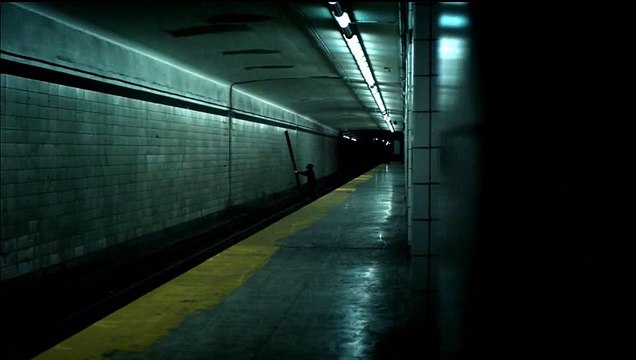 IBM Fight carbon - IBM Energy et Environnement Solutions - Station de métro abandonnée (Outlet) - ibm.com/fightcarbon