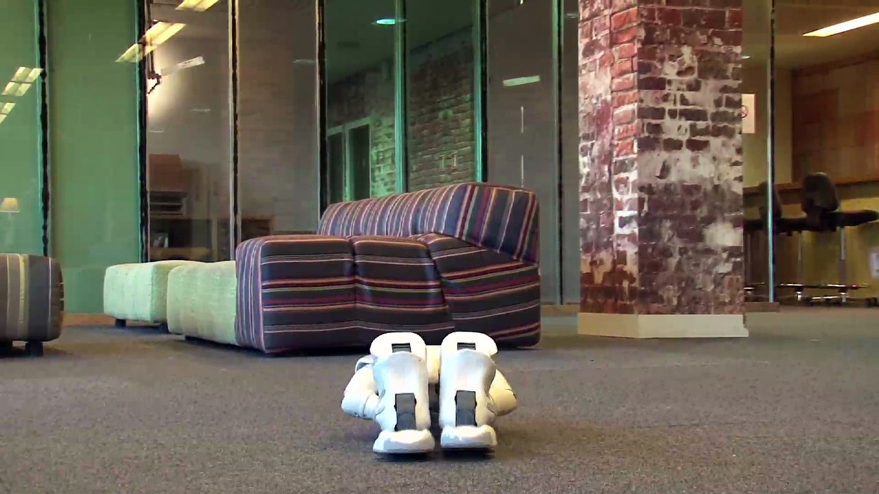 H - agence de communication, "Journée Portes Ouvertes avec NAO le robot" - mars 2011