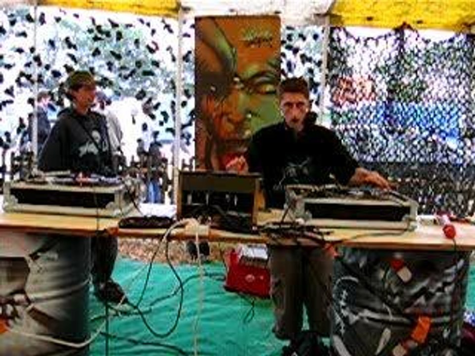 Manoosh (Infames/C-KeL/Ark-Aik)