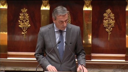 Philippe Vigier (UDI) "salue"le gouvernement pour son "attitude" face aux attentats