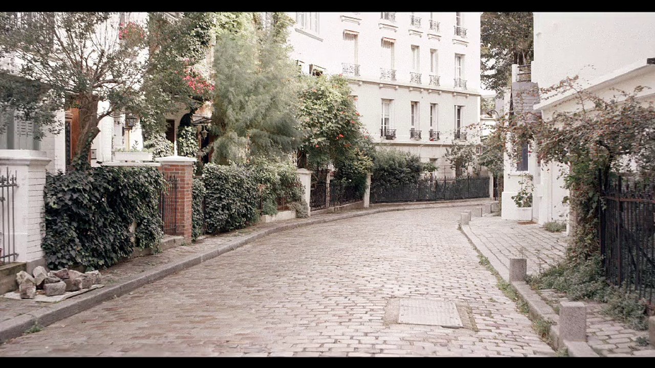 Lacoste - vêtements et accessoires, "Collection printemps-été 2012, Unconventional Chic" - janvier 2012 - Voiture