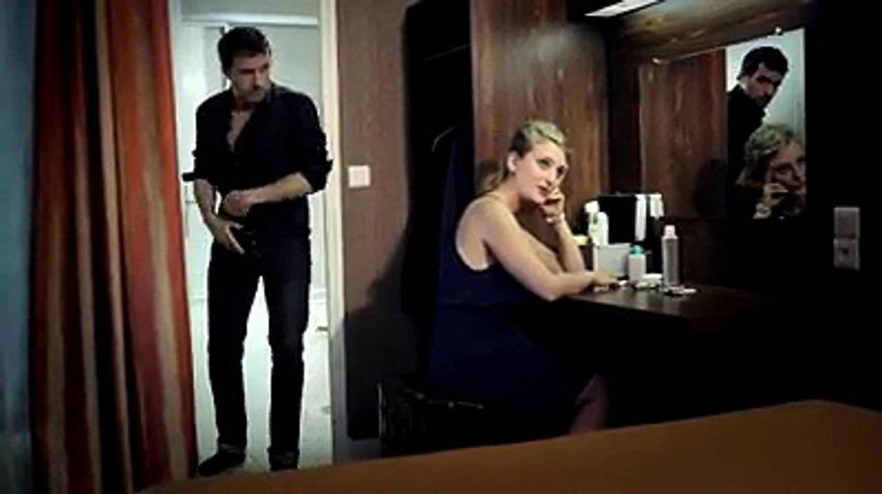 Hotel F1 - hôtels, "Gaz" - octobre 2011 - "Elles sont dans votre chambre les toilettes chez vous ?"