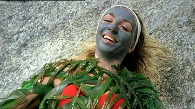 E. Leclerc - supermarché, Marque Repère - juillet 2010 - La Blonde 2 , Naïa