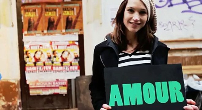 INPES - lutte contre le sida - juin 2010 - Contre le sida, on est là, on se bat. , avec Didier Drogba, Faites passer le message