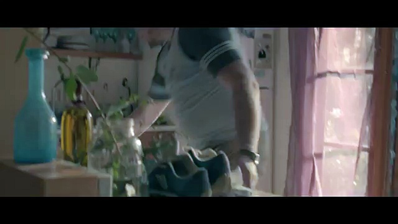 Intel, Toshiba - ordinateur portable avec Intel Inside, "The beauty inside" - juin 2013 - Hello my nanme is alex