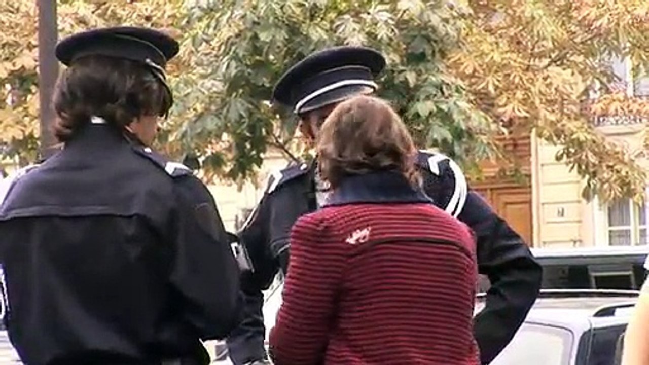 La Redoute - vêtements et accessoires - octobre 2010 - "Police nationale du style", best of viral, radar La Redoute