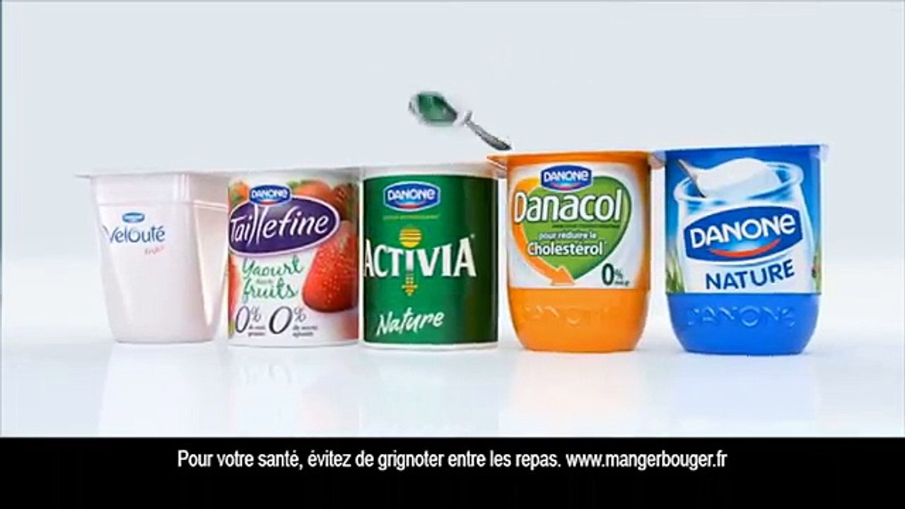 Danone - yaourts, "Même pour les yeux, c'est un régal." - avril 2013 - Coup de cuillère magique