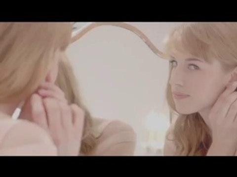 Laboratoires Novartis - anti-inflammatoire Voltaren, Escalier, youtube.com/user/VoltarenPlast/ - septembre 2012