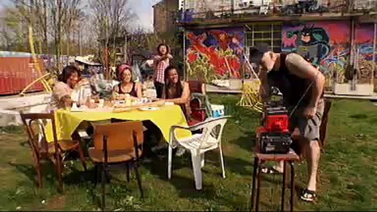 France Télévisions - chaînes de télé - avril 2010 - "Diversité", "France Télévisions nous ressemble, France Télévisions nous rassemble"