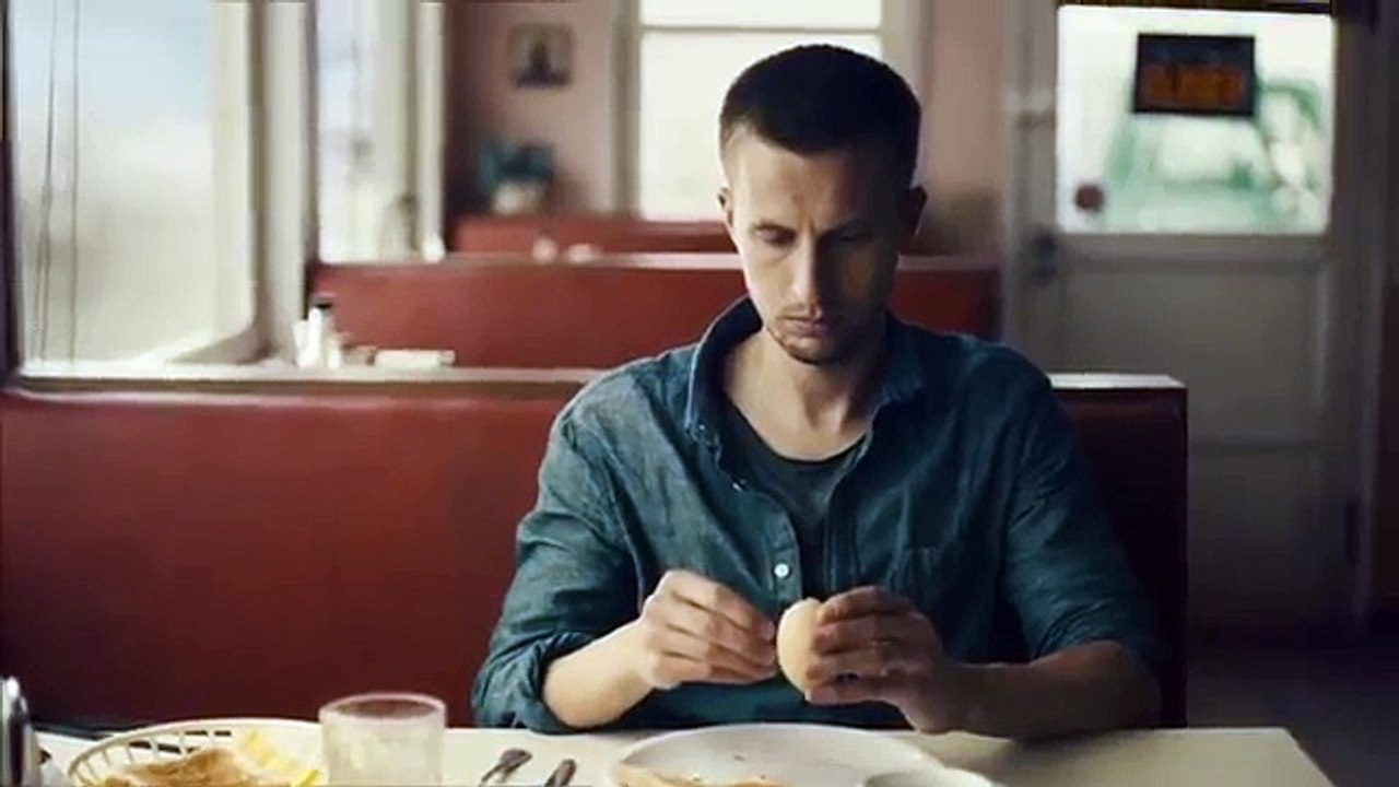 Jung von Matt Alster Hamburg pour Vodafone - opérateur téléphonique, "Add power to your life" - septembre 2013