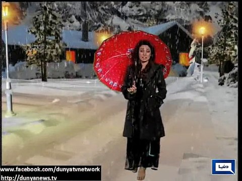 Dunya News - Winter's first snowfall attracts tourists