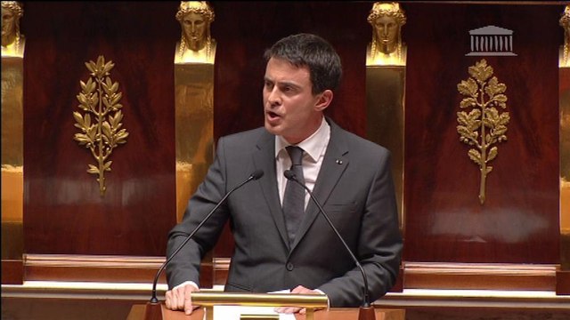 Valls dénonce devant l'Assemblée nationale Dieudonné, prédicateur de la haine