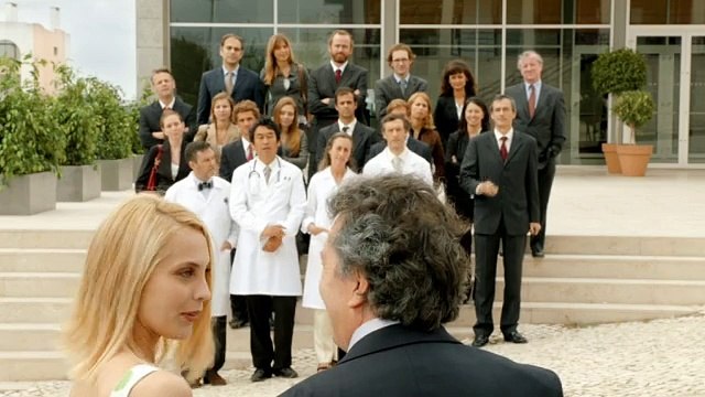 Groupama - assurance santé et prévoyance, Camapgne Santé, La plage, La photo, Papier bulle, avec Cerise - septembre 2011 - La photo