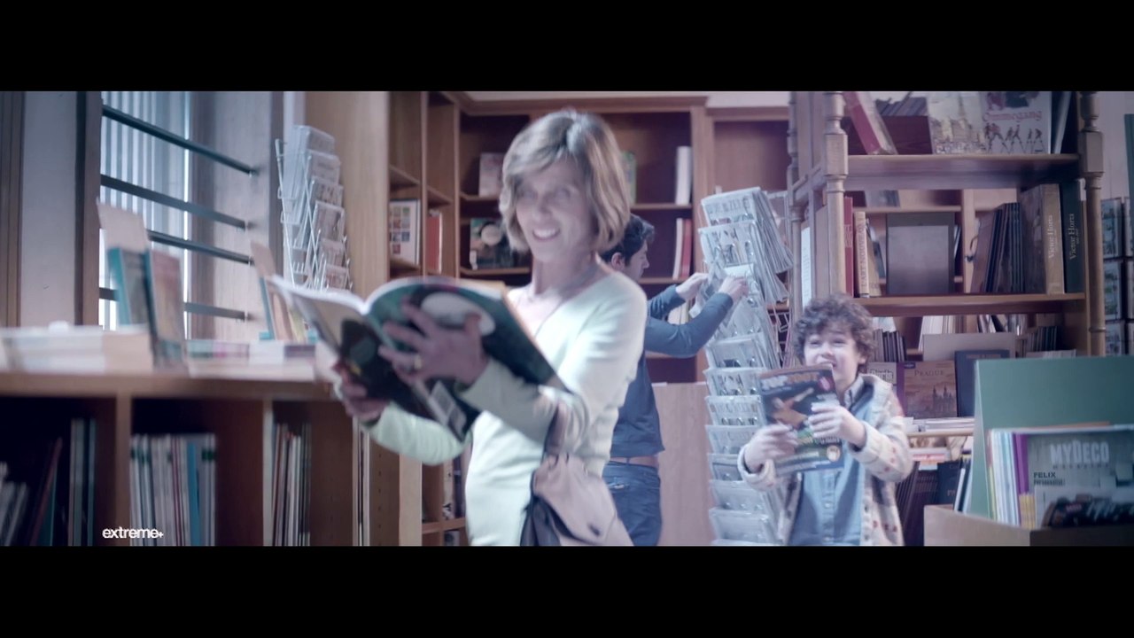 Extrême pour GIE des cartes bancaires CB - cartes de paiement, "Paiement sans contact, Poser, c'est payé" - janvier 2014 - presse