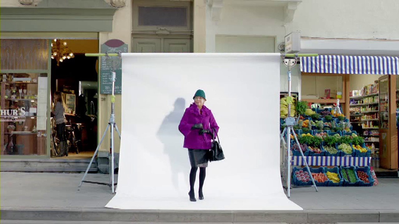 La Redoute - vêtements, accessoires, décoration - octobre 2010 - "Tout est permis", femme