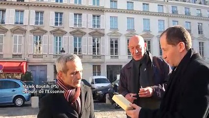 Grey Paris pour Centre Primo Levi, Opinion International - protection des victimes de torture, "Vivre après la torture" - novembre 2013