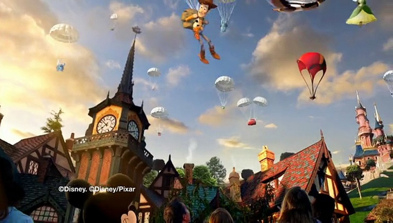 Disneyland - parc d'attraction - mars 2010 - "L'année de la nouvelle génération Disney", 10s, avec tgv