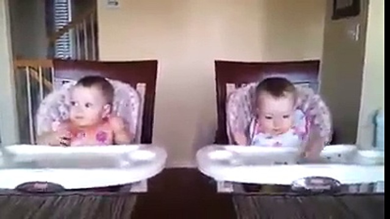 11 Month-Old Twins Dancing on guitar music