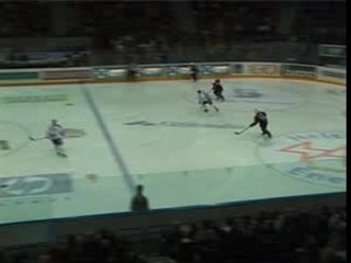 Hockey - Tuomo Ruutu hits Ari Vallin