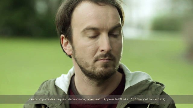 Monsieur White pour Betclic - paris sportifs en ligne, On gagne aussi sur mobile, avec Marcel Desailly et Sonny Anderson - mars 2014