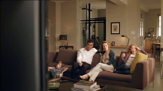 Numericable - opérateur télévision par câble et Internet - avril 2010 - Vous allez voir la différence , avec Laurent Baffie, HD