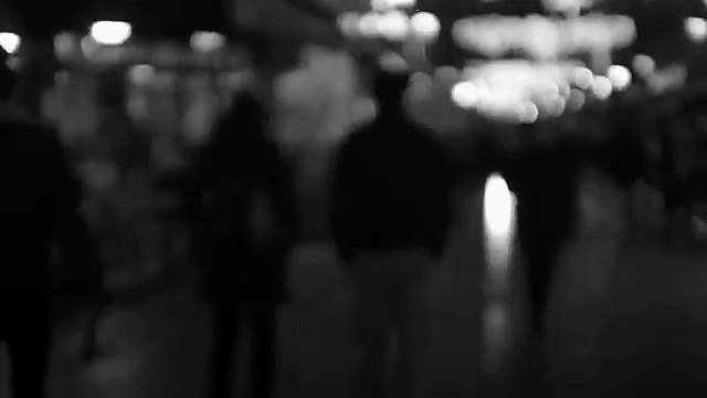 Pierre Niney pour Yves Saint Laurent - parfum La Nuit de l'homme, La nuit - mars 2014