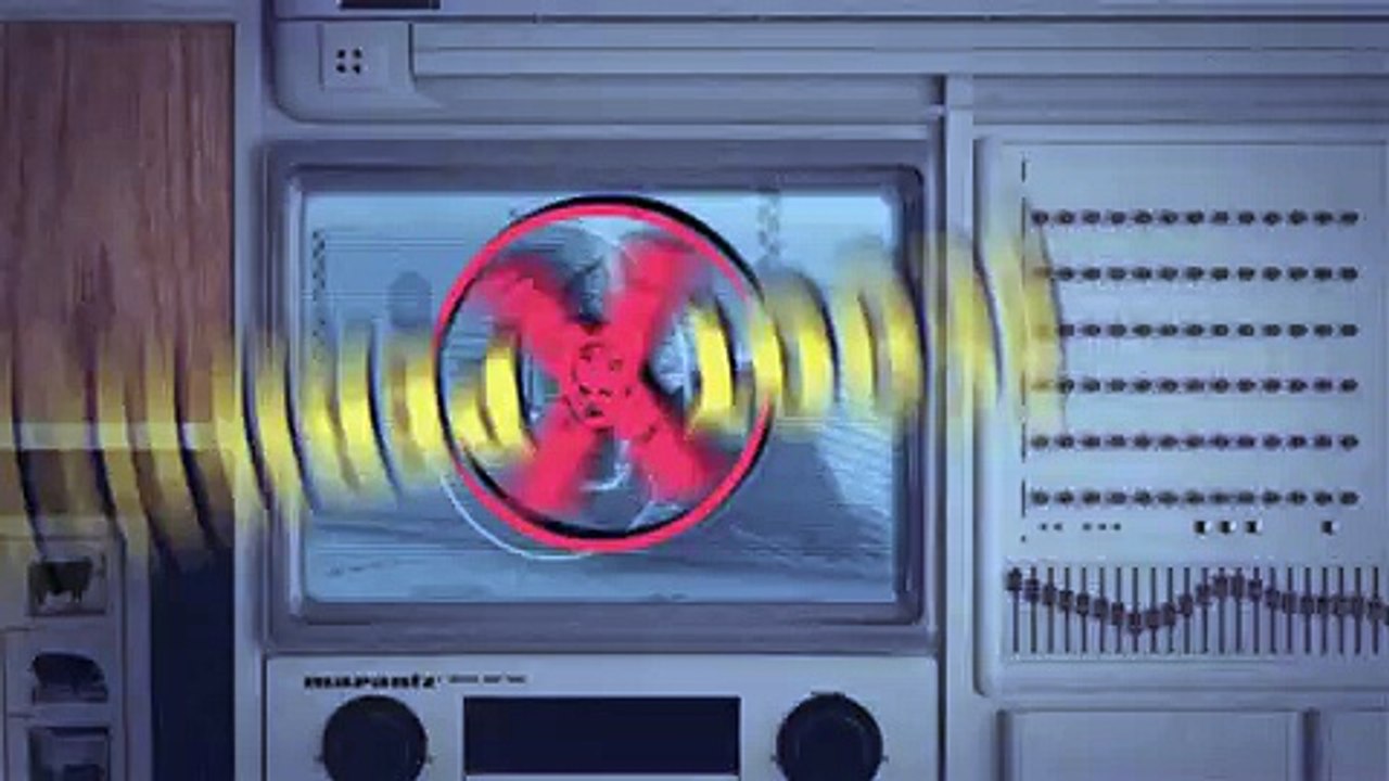 Prévention Routière, Assureurs Prévention - lutte contre accidents de la route - juin 2010 - "ScootXperience","Droit dans le mur", casque