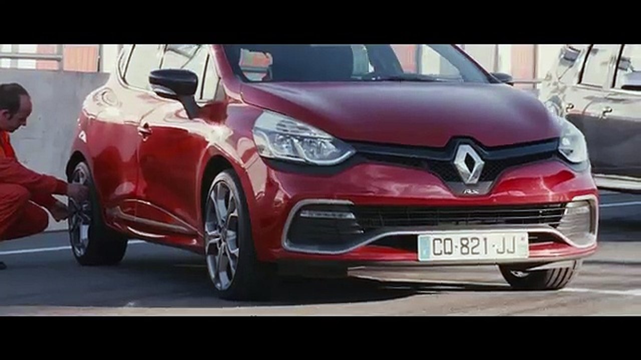 Publicis Consultants pour Renault - voitures, "World champion technology as standard" - décembre 2013