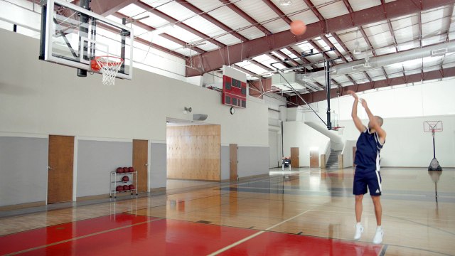 Publicis Dialog pour Renault - voitures, French Touch, avec Tony Parker - février 2014