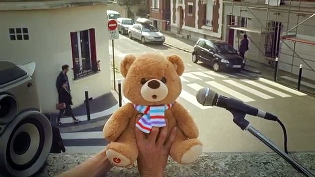 Les Gaulois pour Jemini - ours en peluche Grumly, «Joue du Grumly, grumly.fr» - octobre 2014 - coucougrum