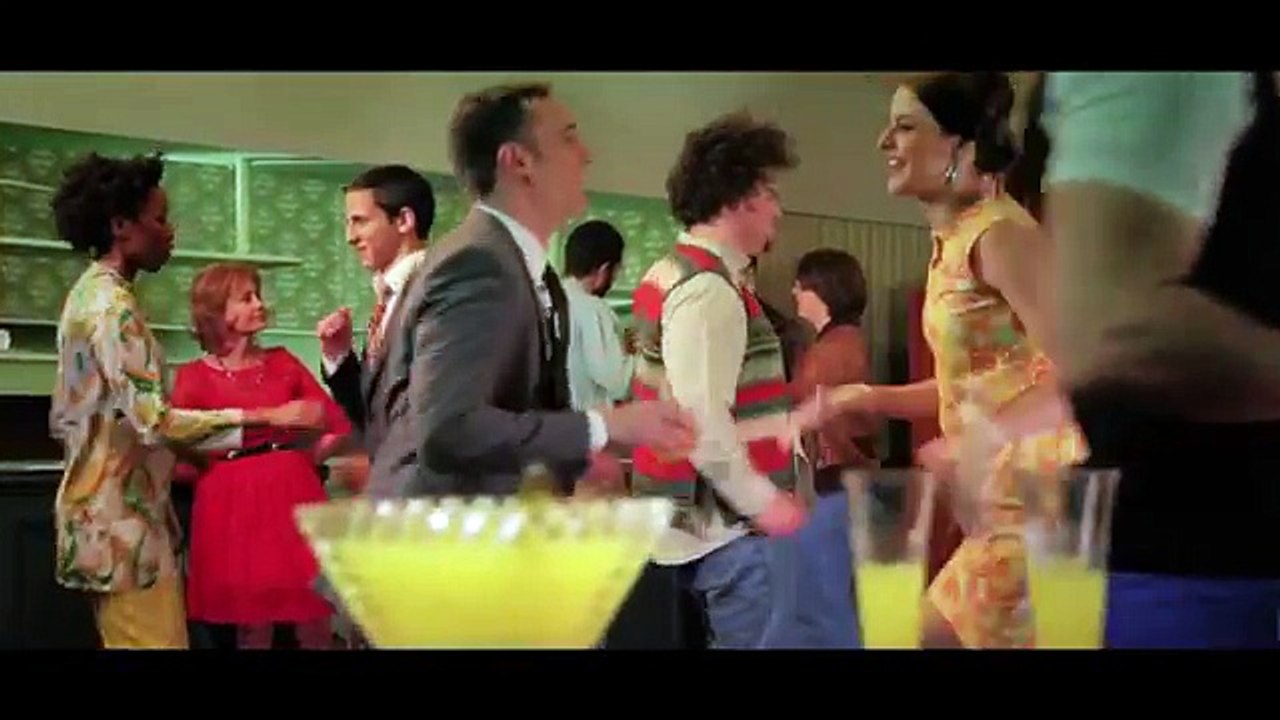 Orangina (Orangina Schweppes) - soda, "Restez vivants, buvez Orangina, avec Studio Bagel" - avril 2013 - danse avec l'espion, oss 117
