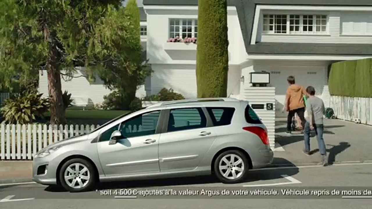 Peugeot - voitures Peugeot 308 SW, "Tout pour la tribu, avec Scrat de L'âge de glace" - mai 2012