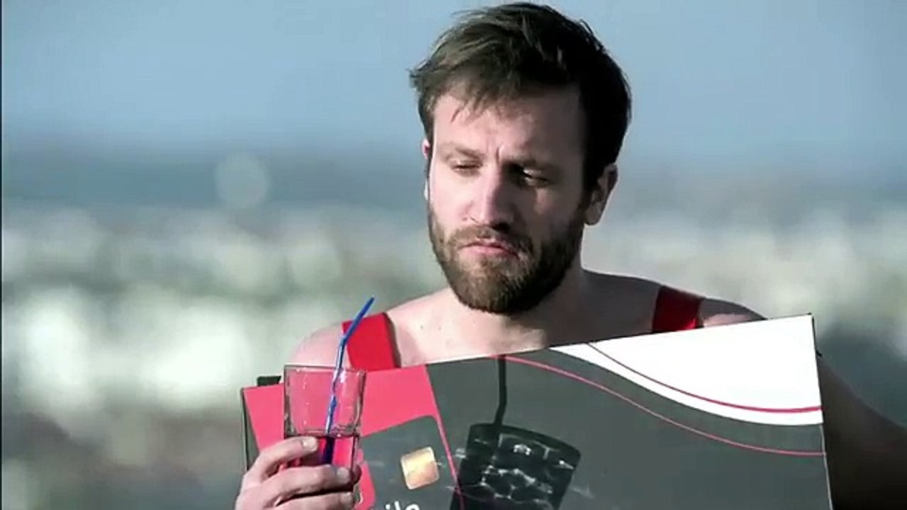 NRJ Mobile - opérateur téléphonique, "A quoi ça sert un forfait sans téléphone inclus ?" - avril 2012