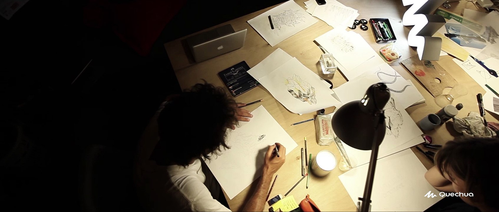 Quechua - vêtements et matériel de sport, «Hiking on the Moon by Quechua» - 2014