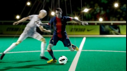 Nike - vêtements et accessoires de sport, "Take control" - août 2012 - Andres Iniesta