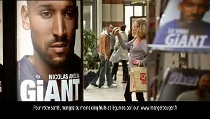 Quick - restauration rapide - juin 2010 - "Giant Max", avec Nicolas Anelka
