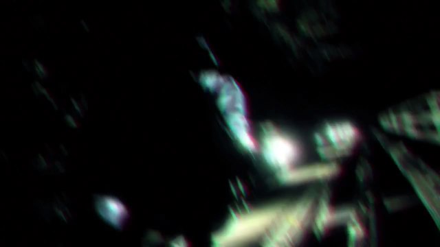 Parc Astérix - parc d'attraction, Le Parc 2, youtube.com/watch?v=OX2EeBNdWgg - octobre 2011 - Bienvenue au parc