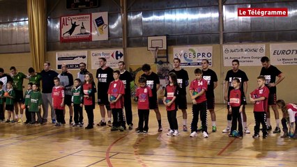 Concarneau. "Je suis Charlie" : l'hommage des sportifs